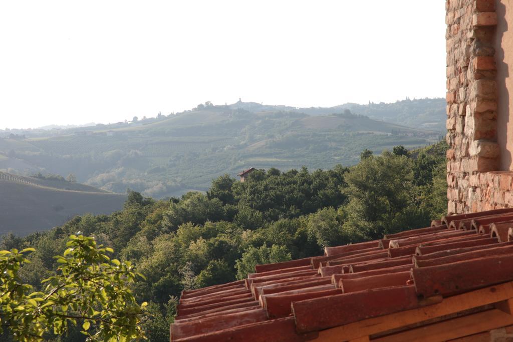 B&B Acaso Serralunga d'Alba Luaran gambar