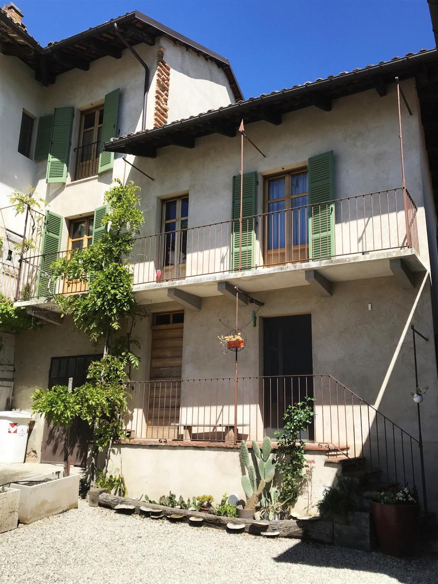 B&B Acaso Serralunga d'Alba Luaran gambar