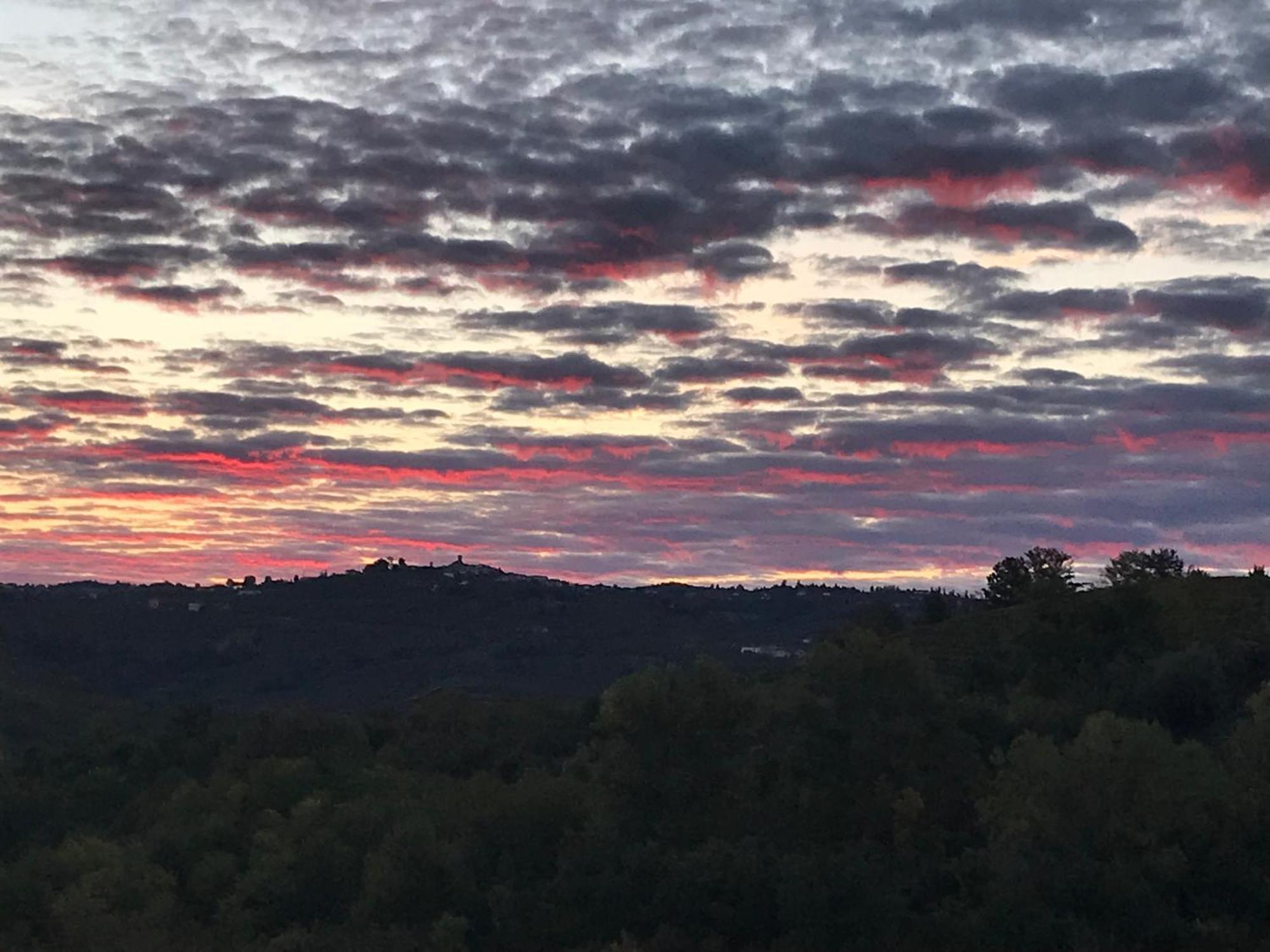 B&B Acaso Serralunga d'Alba Luaran gambar